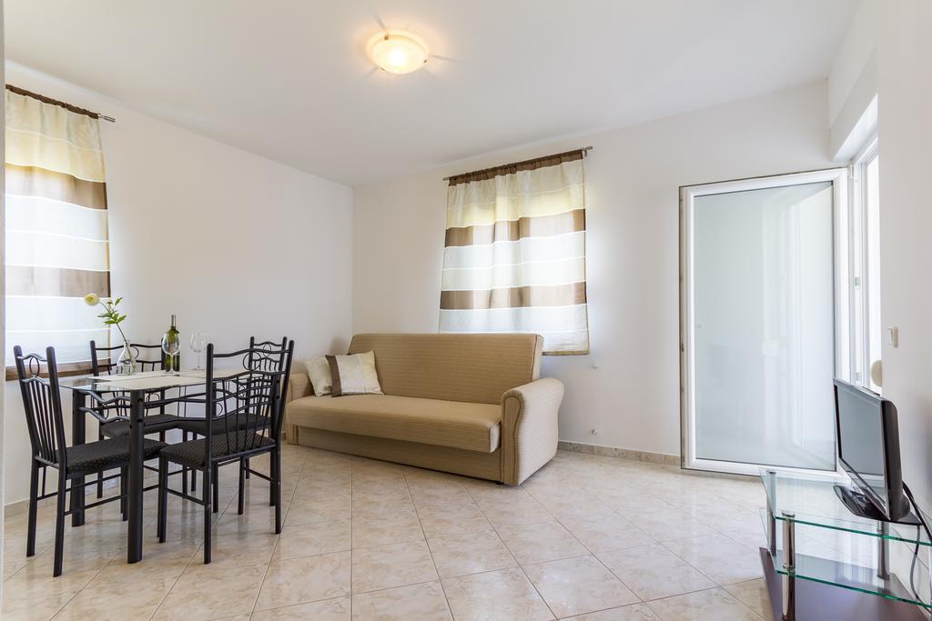 Apartments Alba Fažana Kültér fotó