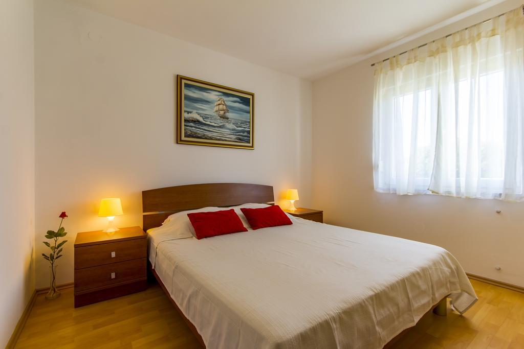 Apartments Alba Fažana Kültér fotó
